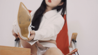 （Non VR）Tinyman Ep9 extra - Lurking under feet of showgirl - Image 2