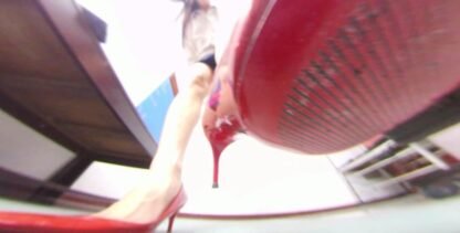 [VR180]Giantess X-12 - Image 4