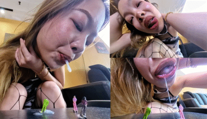 Shrunk by a playful Giantess [VR360+FLAT VERSION] - Image 3